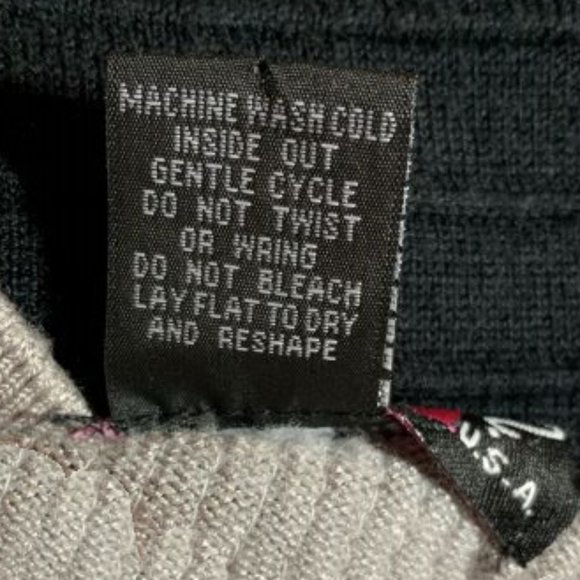 Say What Sleeveless Sequin Knit Dress - Picture 4 of 4